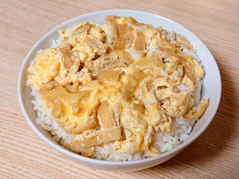 きざみあげのあっさり京風卵とじ丼